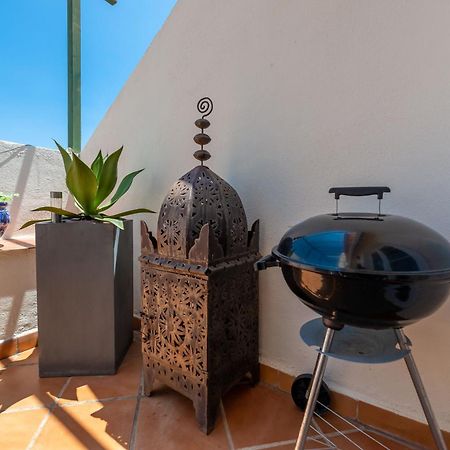 Apartamento Elegant 2 Bdrm Penthouse With Bbq And Pools Marbella Exterior foto