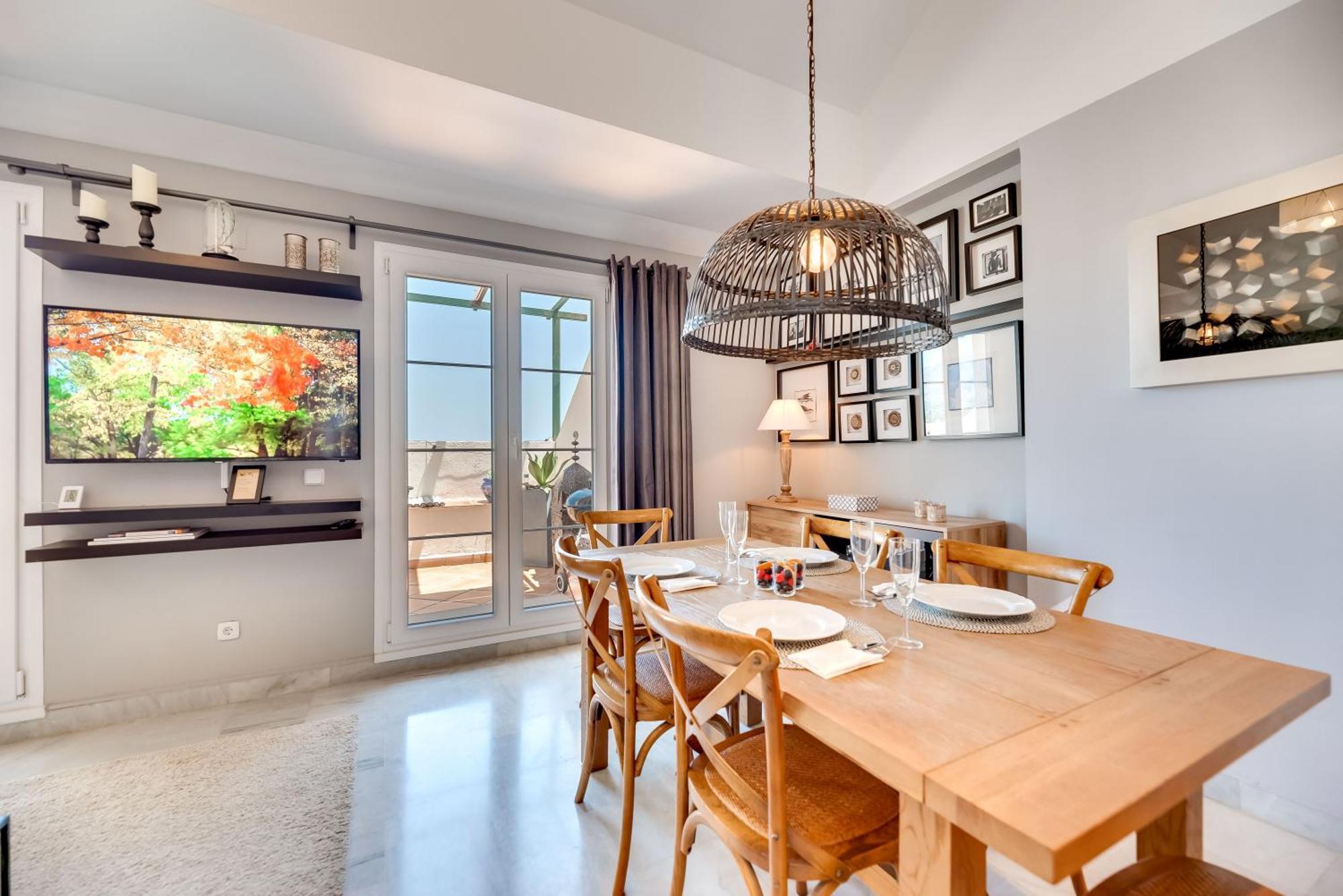 Apartamento Elegant 2 Bdrm Penthouse With Bbq And Pools Marbella Exterior foto